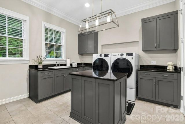 1115 Shelton Oaks Court, Matthews, NC 28105