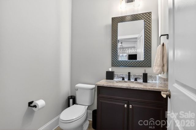 1115 Shelton Oaks Court, Matthews, NC 28105