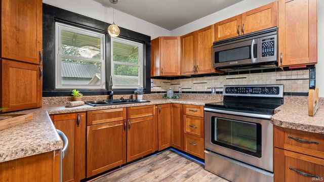2931 Washington Avenue, Bedford, IN 47421