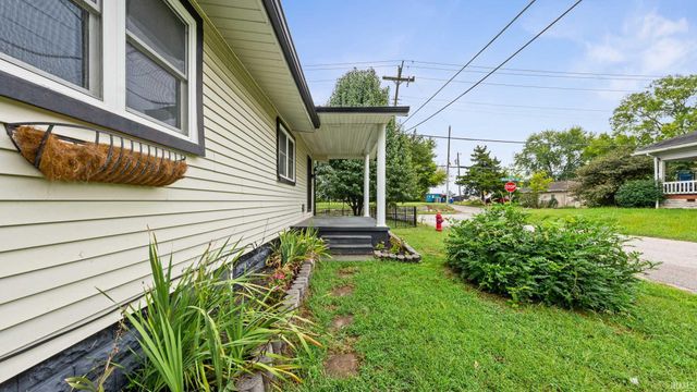 2931 Washington Avenue, Bedford, IN 47421
