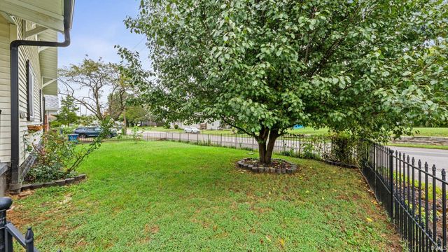 2931 Washington Avenue, Bedford, IN 47421
