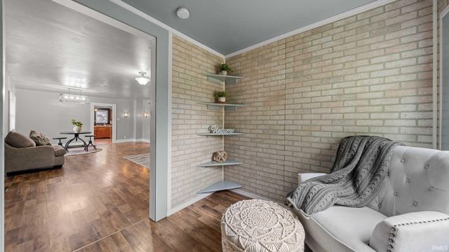 2931 Washington Avenue, Bedford, IN 47421