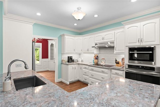 153 Woodridge Drive, Mount Airy, NC 27030
