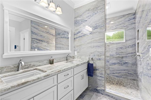 153 Woodridge Drive, Mount Airy, NC 27030