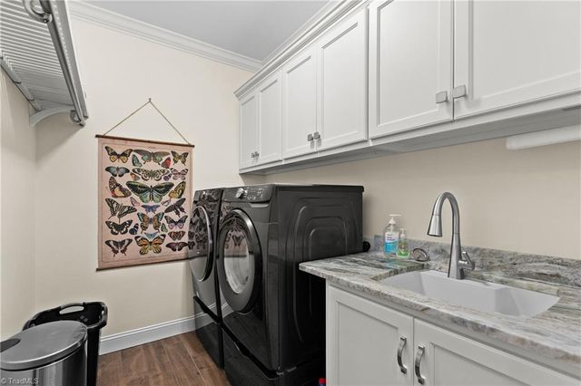 153 Woodridge Drive, Mount Airy, NC 27030