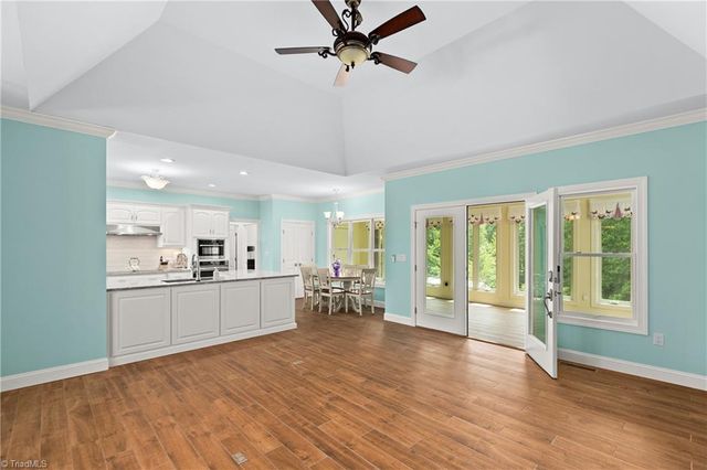 153 Woodridge Drive, Mount Airy, NC 27030