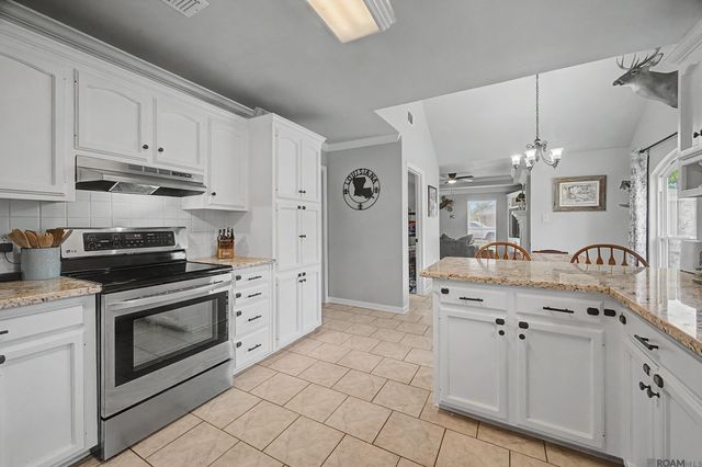 9779 Corrinne Ave, Denham Springs, LA 70706