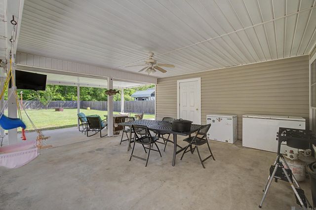 9779 Corrinne Ave, Denham Springs, LA 70706