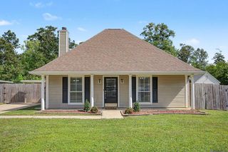 9779 Corrinne Ave, Denham Springs, LA 70706