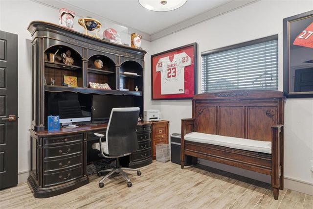 348 Saint Claire Drive, Edmond, OK 73025