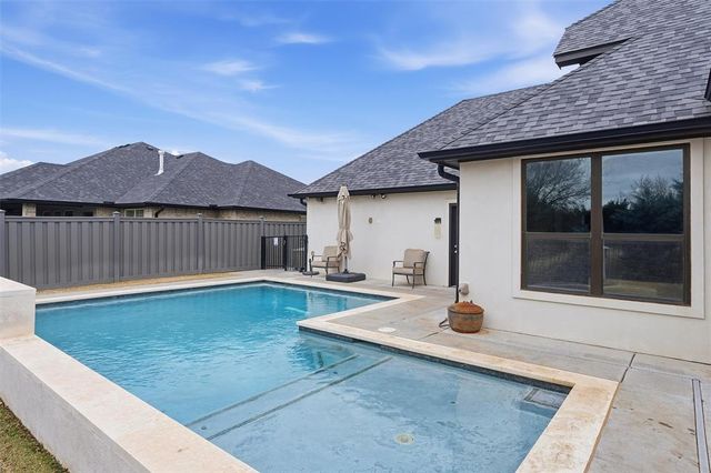 348 Saint Claire Drive, Edmond, OK 73025