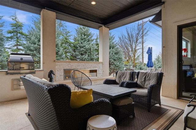 348 Saint Claire Drive, Edmond, OK 73025