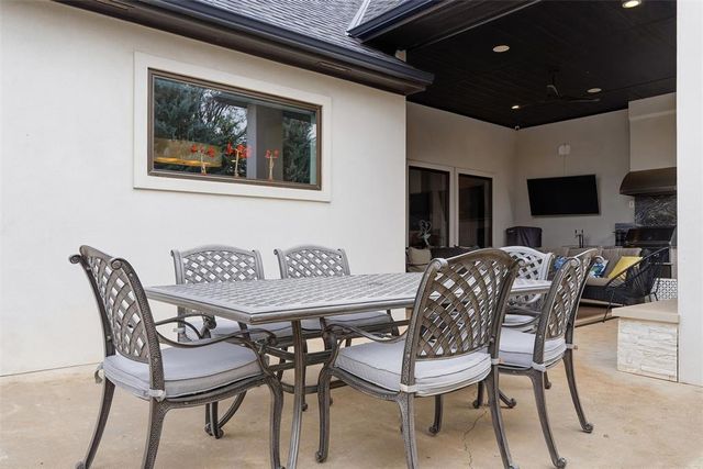 348 Saint Claire Drive, Edmond, OK 73025