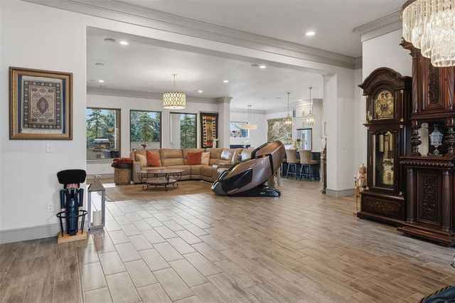 348 Saint Claire Drive, Edmond, OK 73025