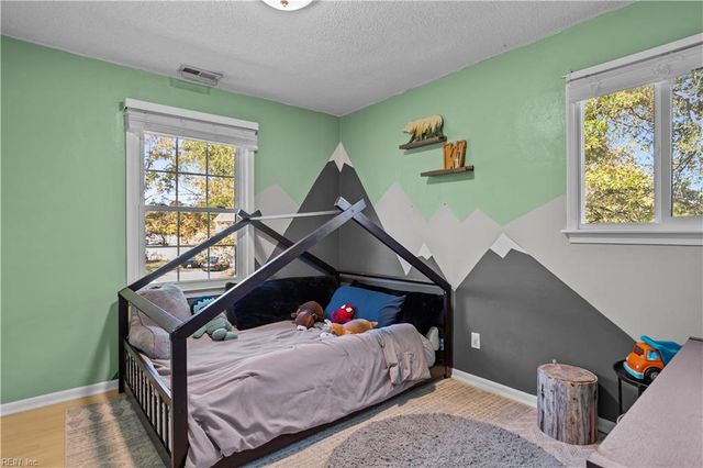 516 Presidential BLVD, Virginia Beach, VA 23452