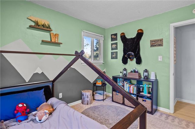 516 Presidential BLVD, Virginia Beach, VA 23452