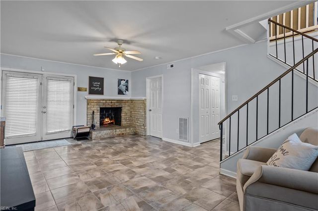 516 Presidential BLVD, Virginia Beach, VA 23452