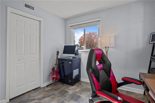 516 Presidential BLVD, Virginia Beach, VA 23452