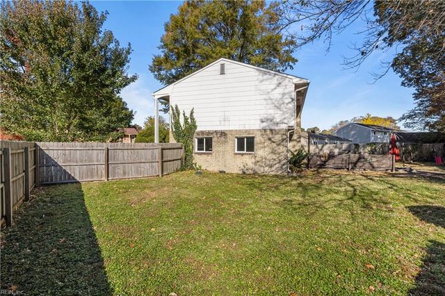 516 Presidential BLVD, Virginia Beach, VA 23452