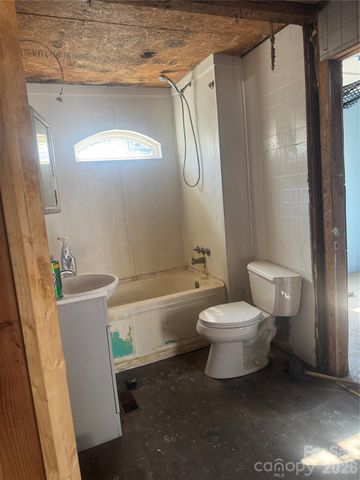 178 Newline Road, Mooresboro, NC 28114