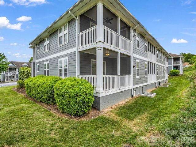 3005 Sagamore Lane, Asheville, NC 28806