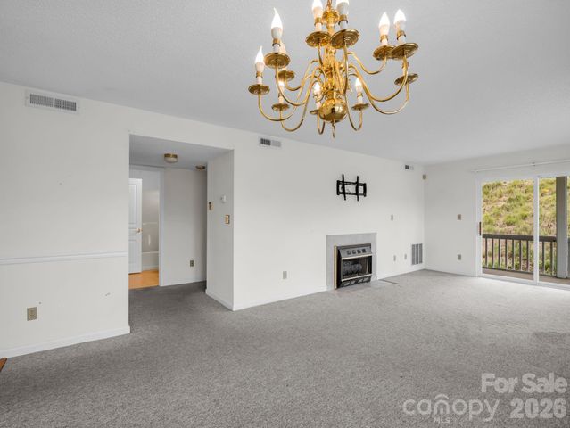 3005 Sagamore Lane, Asheville, NC 28806