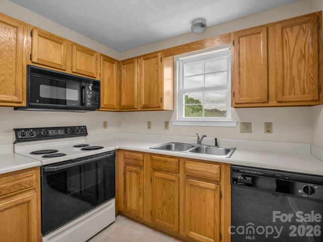 3005 Sagamore Lane, Asheville, NC 28806