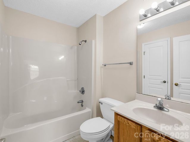 3005 Sagamore Lane, Asheville, NC 28806