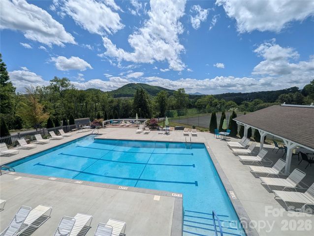 3005 Sagamore Lane, Asheville, NC 28806