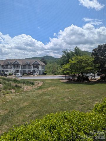 3005 Sagamore Lane, Asheville, NC 28806