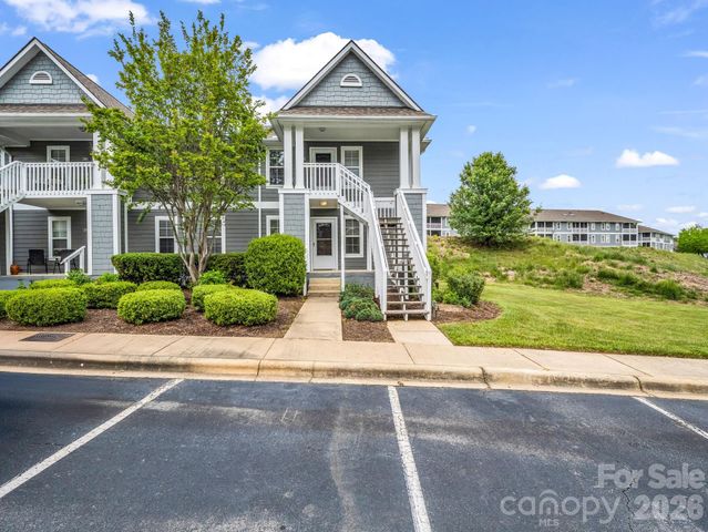 3005 Sagamore Lane, Asheville, NC 28806