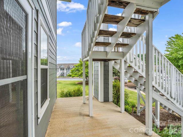 3005 Sagamore Lane, Asheville, NC 28806