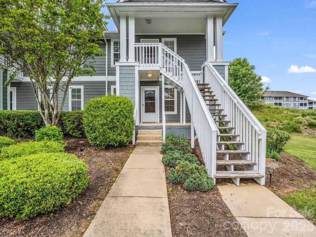 3005 Sagamore Lane, Asheville, NC 28806