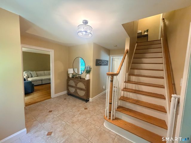 182 Green Hill Road, Middlebury, CT 06762
