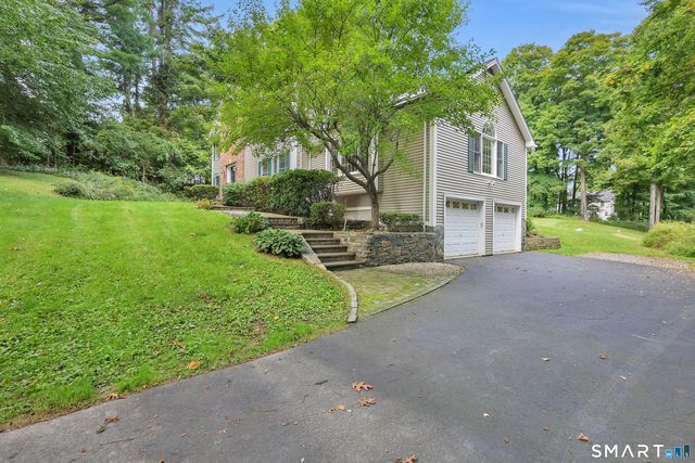 182 Green Hill Road, Middlebury, CT 06762
