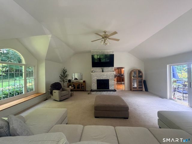 182 Green Hill Road, Middlebury, CT 06762
