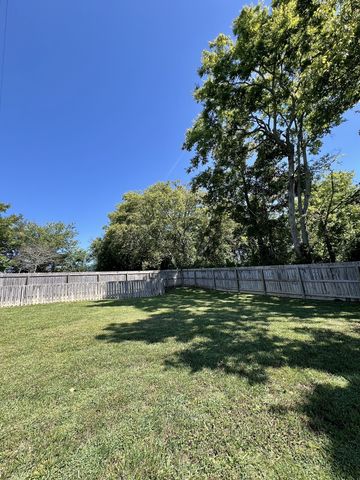 207 N Cedar Ln, Pulaski, TN 38478