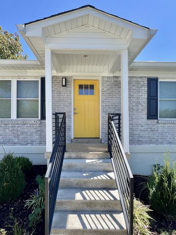 207 N Cedar Ln, Pulaski, TN 38478