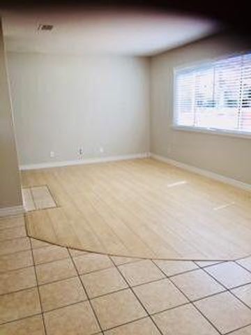 43469 W 30th Street Unit 1, Lancaster, CA 93536