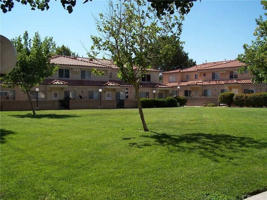 43469 W 30th Street Unit 1, Lancaster, CA 93536