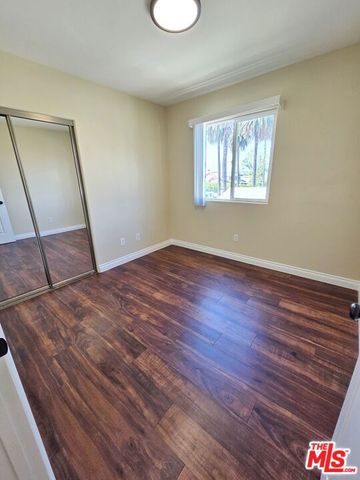 1719 W 39th Place, Los Angeles, CA 90062