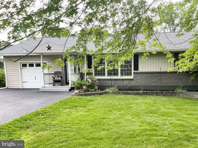 15 ALDEN LANE, Lebanon, PA 17042