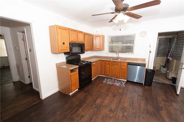 1323 S Lee Street, Griffin, GA 30223