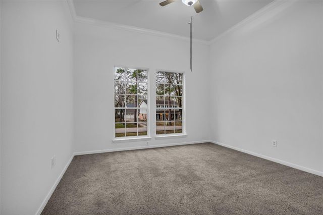 701 Ravensworth Drive, Conroe, TX 77302