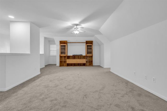 701 Ravensworth Drive, Conroe, TX 77302