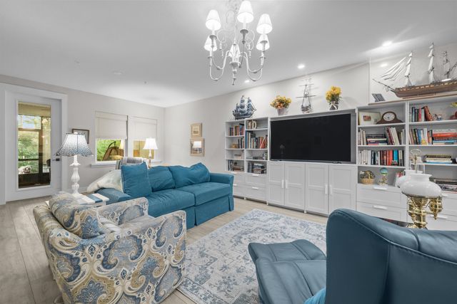 276 Bella Dr, St Augustine, FL 32086