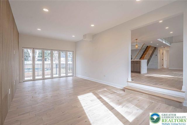 300 Witmer Road, Horsham Twp, PA 19044