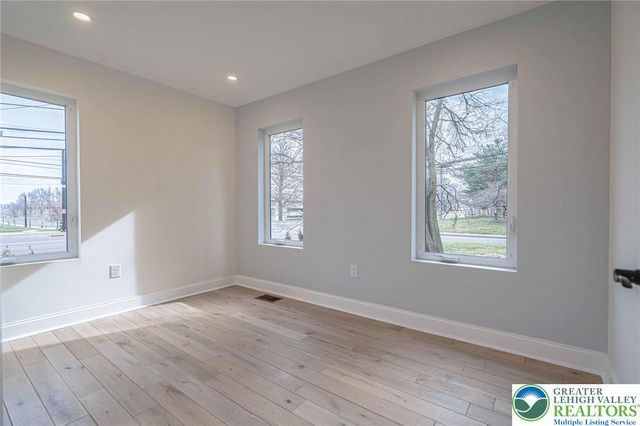 300 Witmer Road, Horsham Twp, PA 19044