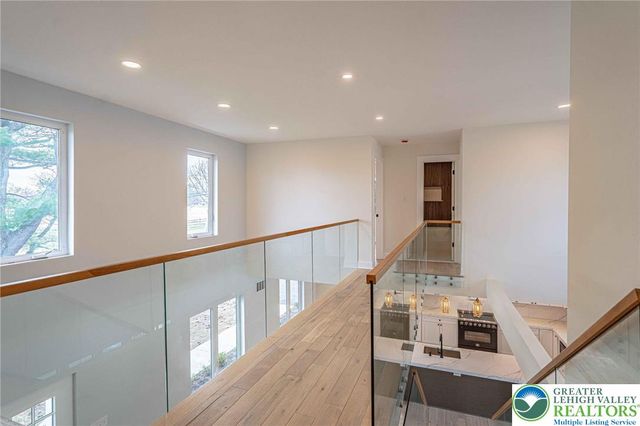 300 Witmer Road, Horsham Twp, PA 19044