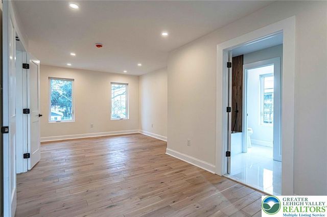 300 Witmer Road, Horsham Twp, PA 19044